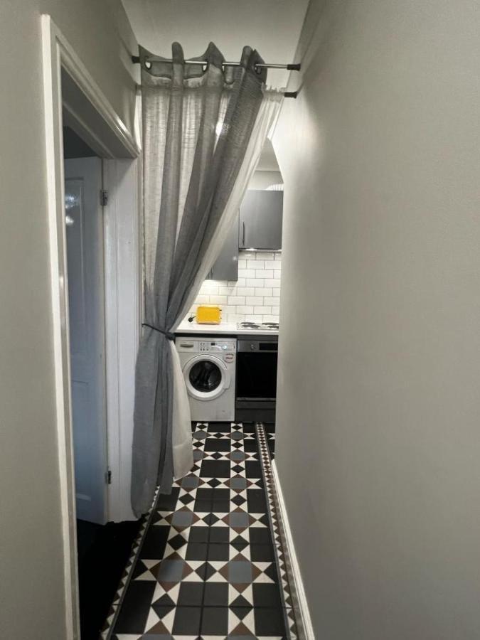 Matipa-Given Apartments Eastleigh Southampton Exterior foto